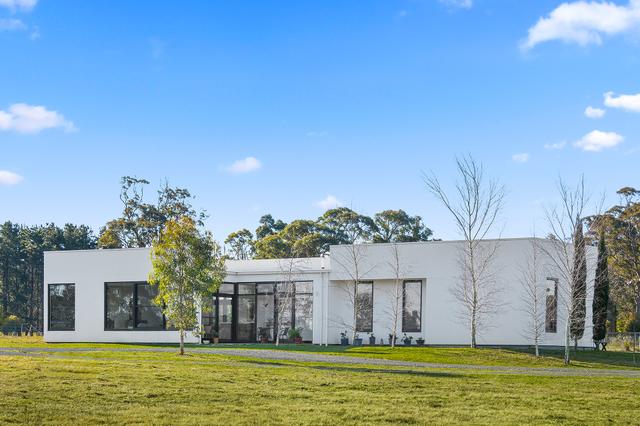 2061 Wombeyan Caves Road, NSW 2575