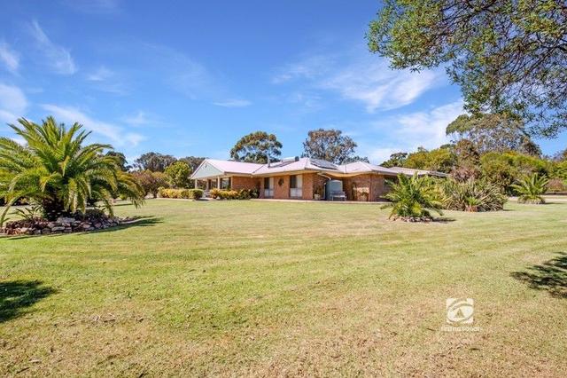 8 Mallard Close, VIC 3875