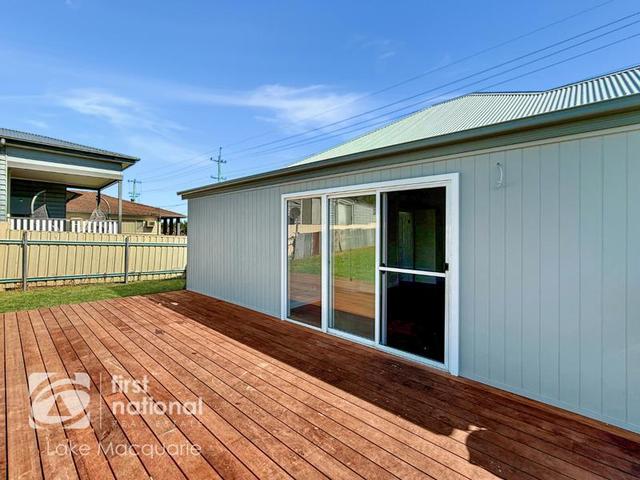 2/152 Northcote Street, NSW 2327