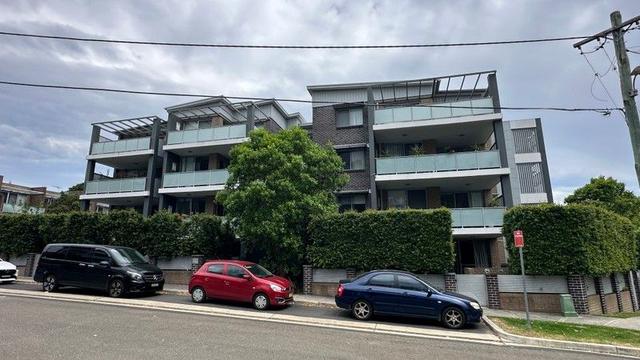 17/8 St Andrews Street, NSW 2117
