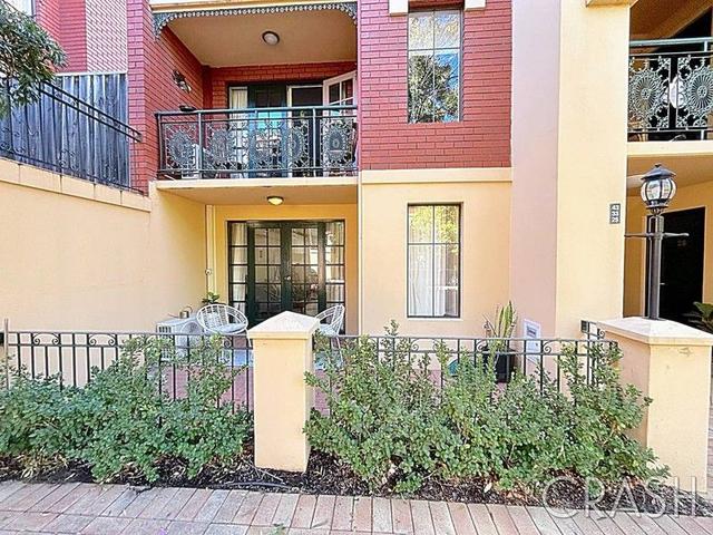 25/99-105 Wellington Street, WA 6004