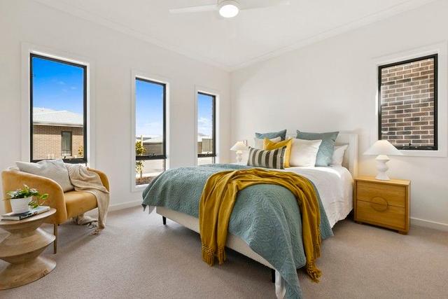81/40 Chetwynd Grove, VIC 3750