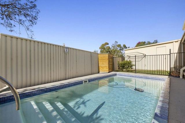 4 Loxton Court, QLD 4212