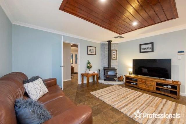 6 Barnes Road, WA 6111