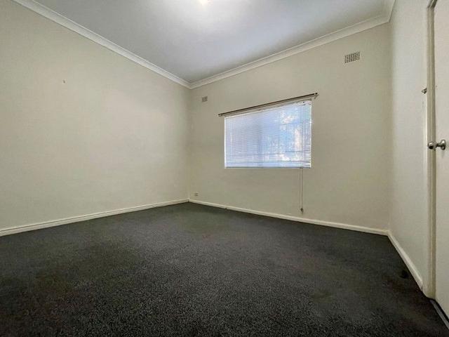 1/15 Brown Street, NSW 2042