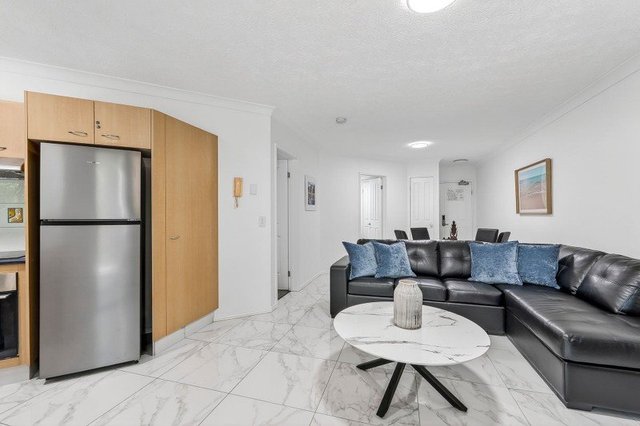 214/2360 Gold Coast Highway, QLD 4218