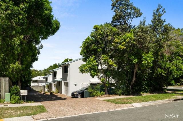 72 Southern Cross Parade, QLD 4567