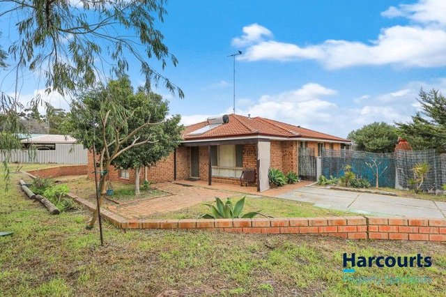 4 Chaucer Close, WA 6163