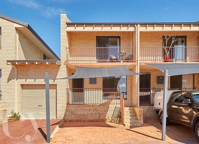 2/5 Swanbourne Street, WA 6160