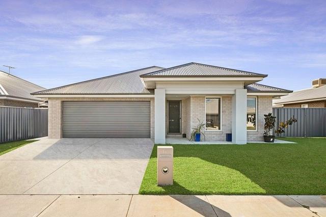 16 Anglesey Way, NSW 2640
