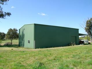 Machinary Shed (2011-10-05)