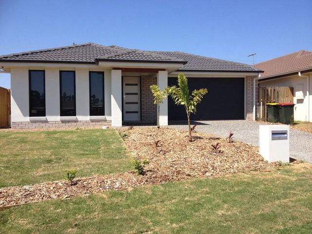 17 Honeyeater Cres, QLD 4503