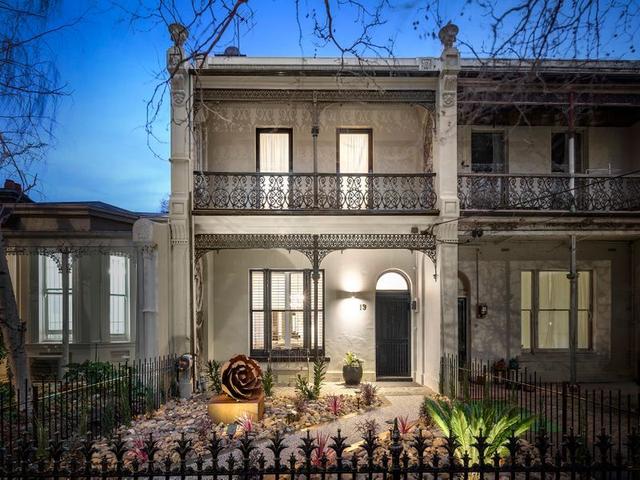 19 Acland Street Street, VIC 3182