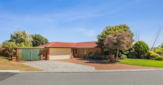 64 Christmas Avenue, WA 6027