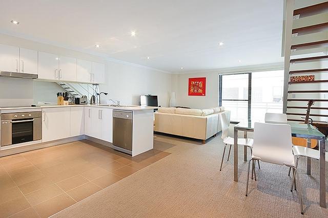 30/26-34 McElhone Street, NSW 2011