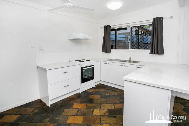 29 Deighton St, QLD 4825