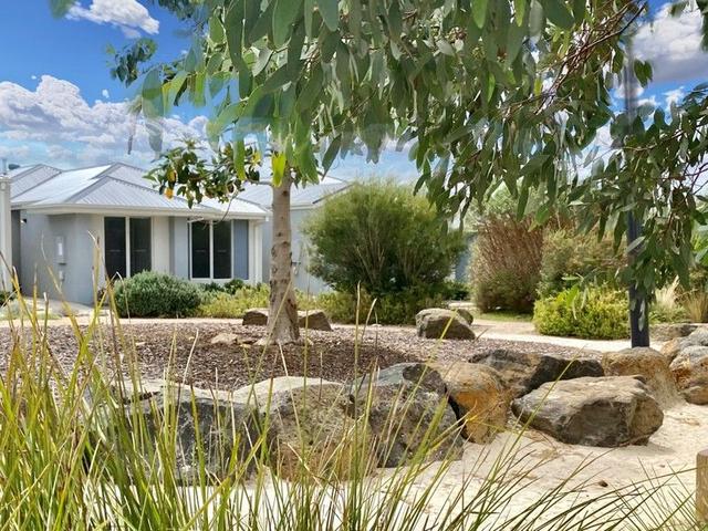 10 Plenty Walk, VIC 3217