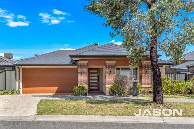 4 Peak  Road, VIC 3059