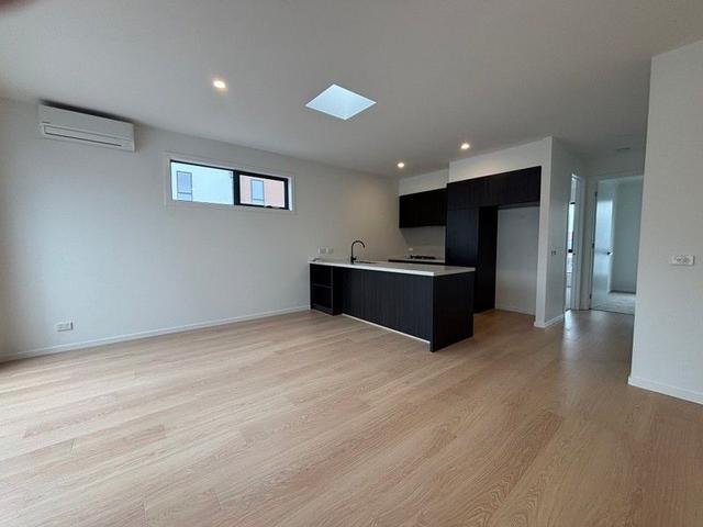 1 Dayspring Path, VIC 3750