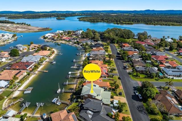2/67 Witonga Drive, NSW 2464