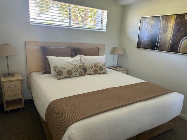 11/10 Prince Place, QLD 4746