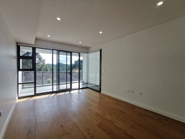 202/2-6 Pearson Street, NSW 2072