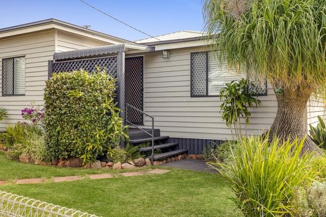 69 Hillview Avenue, QLD 4350