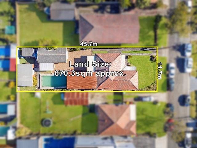 27 Riga Avenue, NSW 2190