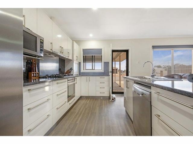 5 Brougham Place, SA 5605