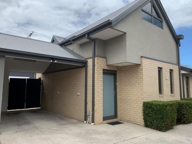 2/9 Prentice Street, VIC 3025