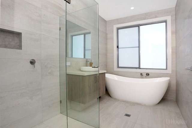 2/49 Milton Avenue, QLD 4216