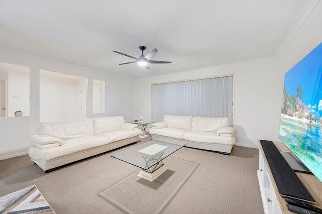 32 Murramarang Drive, QLD 4115