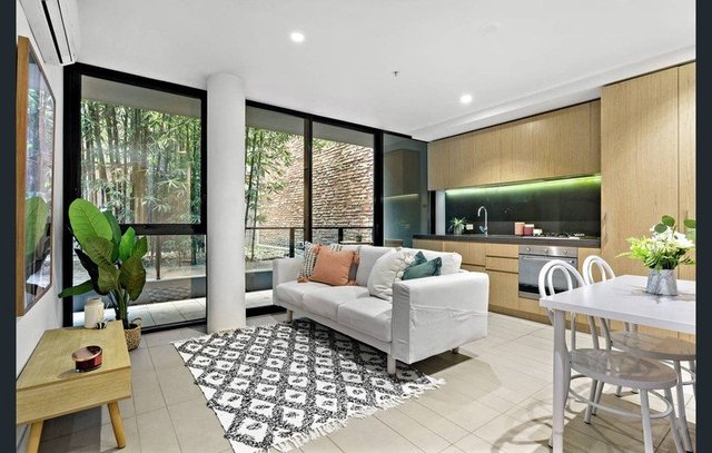 11/89 Roden Street, VIC 3003