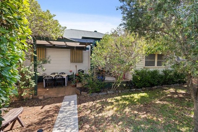 1 Margaret Avenue, NSW 2650