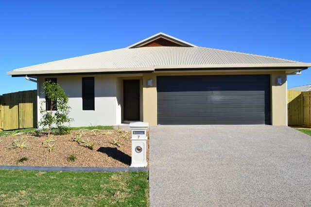 7 Carabeen Court, QLD 4818