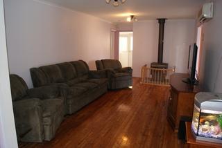 Lounge Room (2011-03-14)