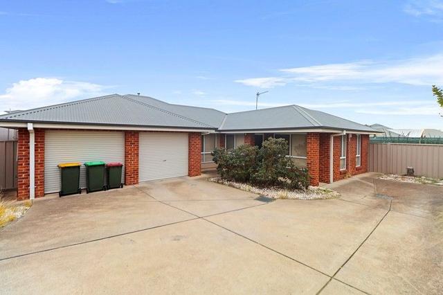 2/8 Osterley Street, NSW 2650
