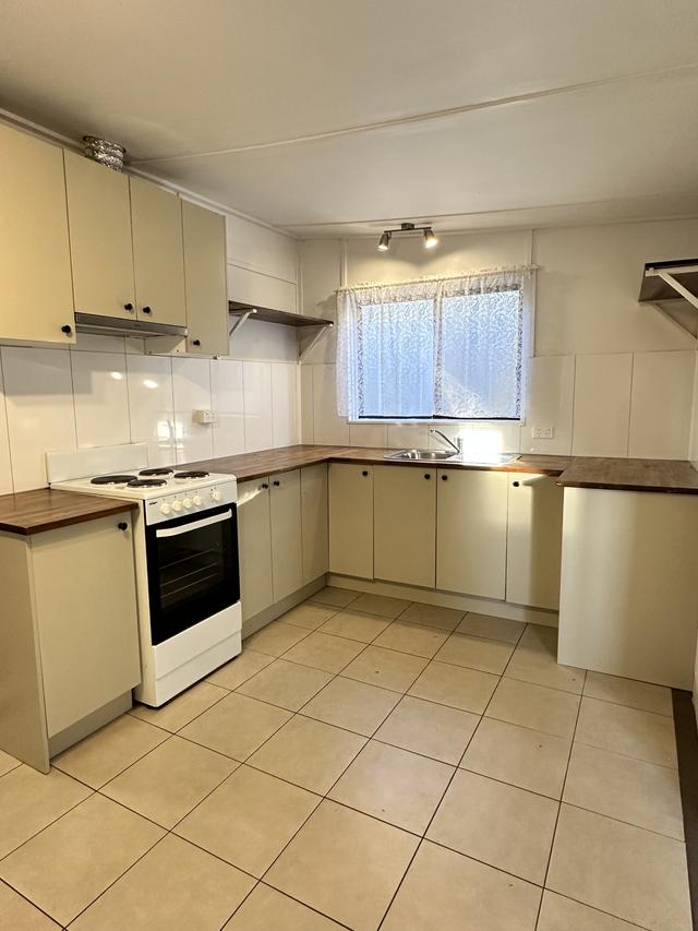 135 Russell Street, NSW 2720