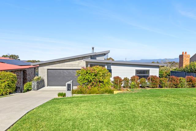 9 Viewpoint Court, NSW 2537