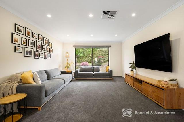 9 Hayes Drive, VIC 3747