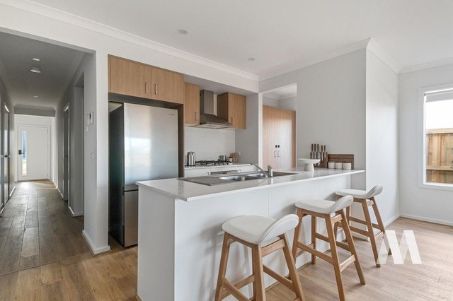 53 Pyrus Crescent, VIC 3064