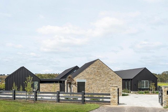 15 Vigneron Avenue, VIC 3213