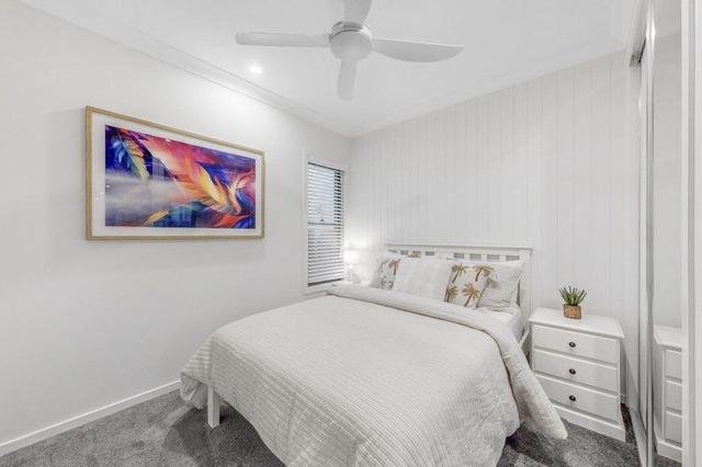 2/64 Hansen St, QLD 4105
