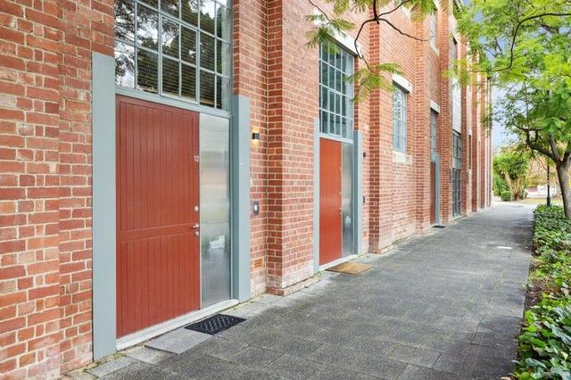12 Saunders  Street, WA 6004