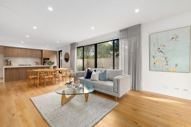 2/318A Balcombe Road, VIC 3193