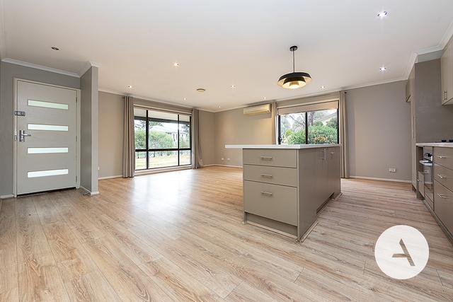 26 Longmore Cres, ACT 2903