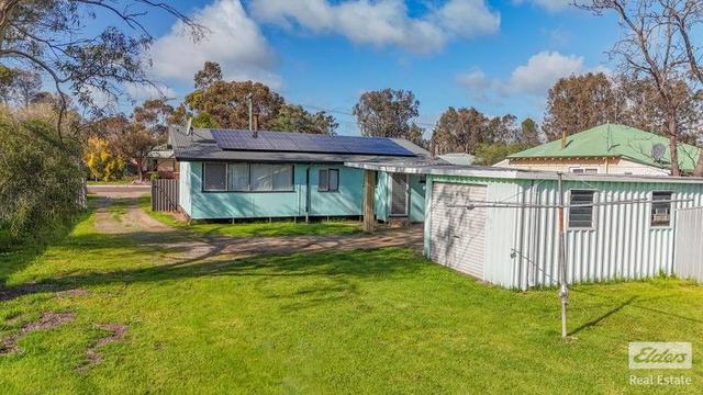 4 Forward Street, WA 6401