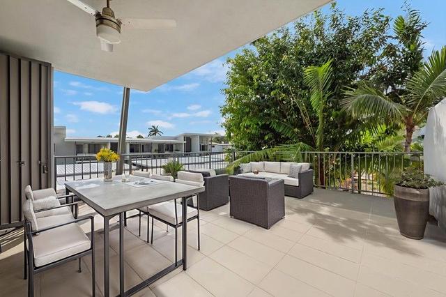 201/167 Bundock Street, QLD 4810