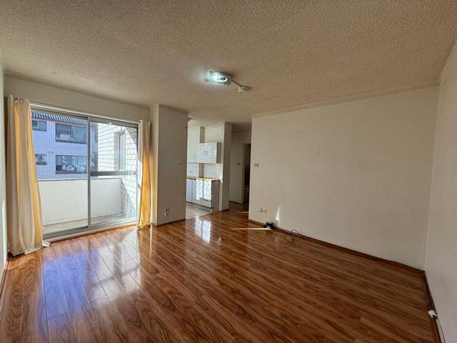 12/12-16 Goulburn Street, NSW 2170