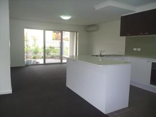 Kitchen to Living (2011-05-23)